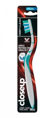 Escova Dental Média Closeup Deep Clean